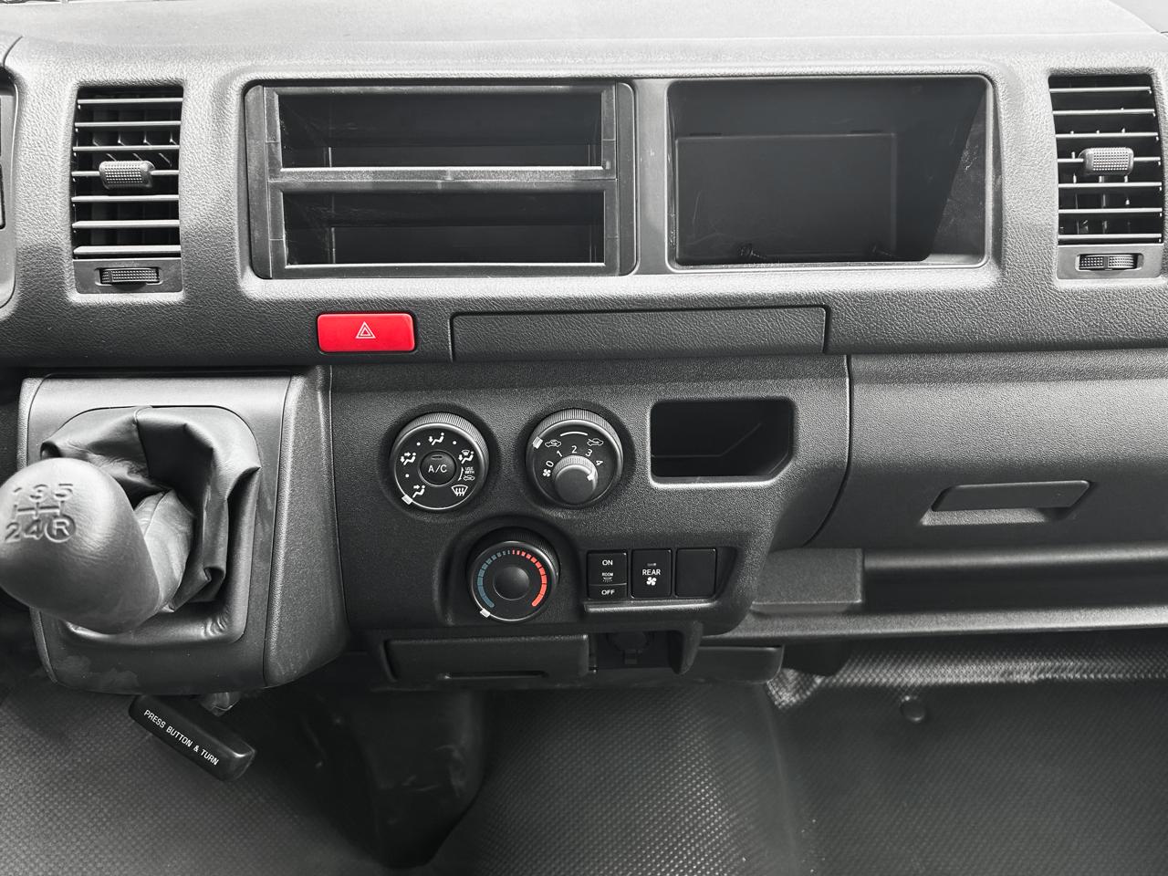 Toyota HiAce Old Shape 2026