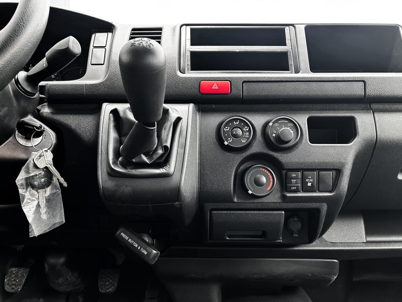 Toyota HiAce Old Shape 2026